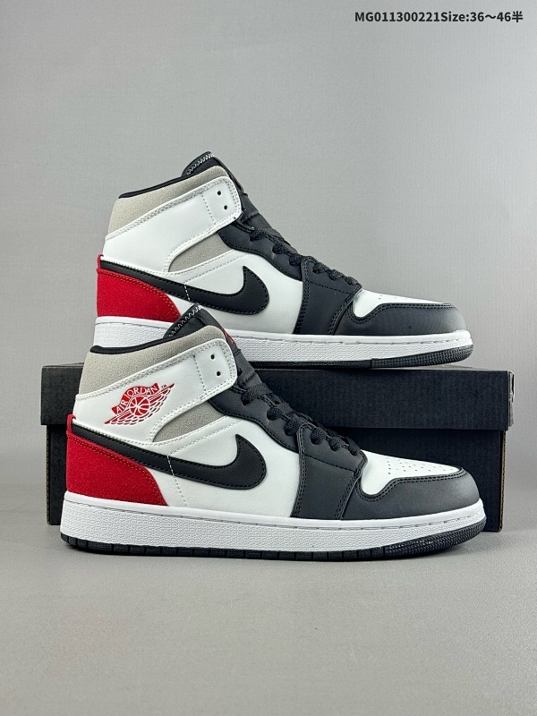 13036-46半 Air Jordan 1 Mid "Black Toe" 中帮 黑脚趾小Union AJ1货号BQ6931-100