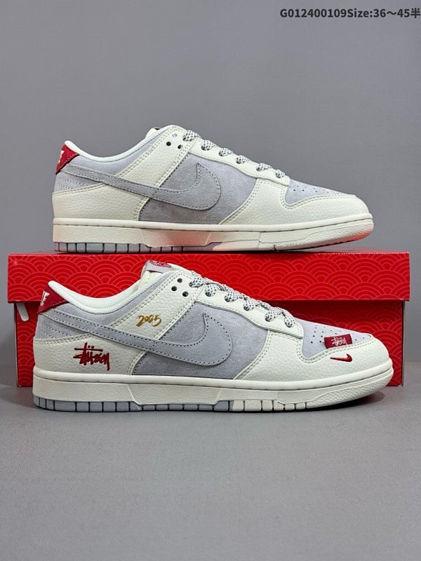 24036-45半 定制球鞋 Stussy x Nike Dunk SB Low 斯图西 x 耐克 SB 低帮 联名灰白红货号FC1688-206