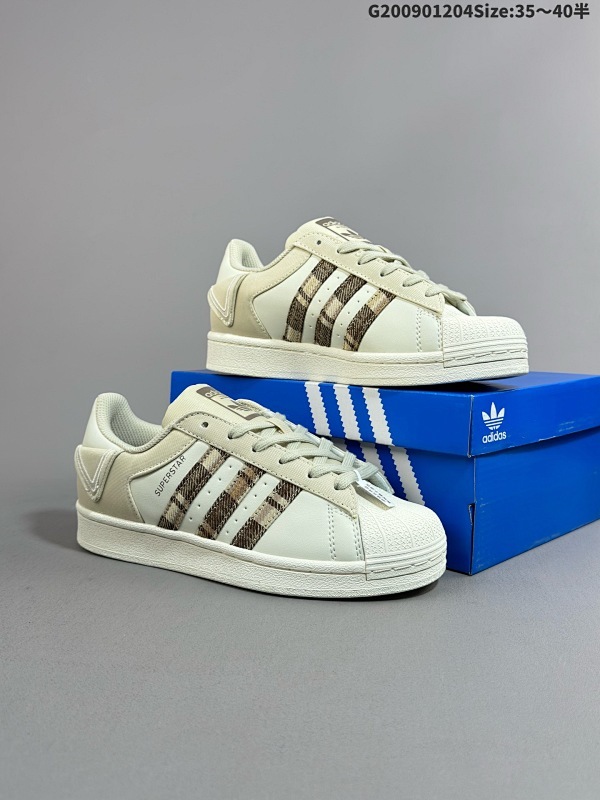 9035.5-40半 公司级阿迪达斯Adidas三叶草 Originals Superstar贝壳头系列低帮经典百搭休闲运动板鞋 货号:IG3004