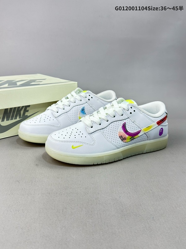 20036-45半 定制球鞋 Bape x Nike Dunk SB Low Bape x 耐克 SB 低帮 联名白彩勾 鞋身以白色作为主色调货号JH8039-940