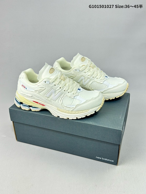 New Balance 2002R 复古单品 新百伦经典配色 沿袭了面世之初的经典科技货号W2002RDC