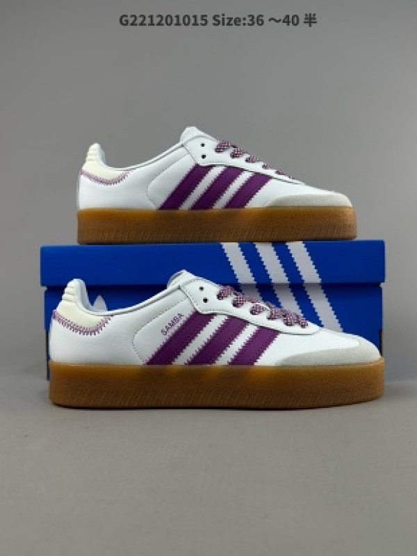 阿迪达斯adidas originals SAIMBA 百搭单品复古桑巴板鞋货号IE9106