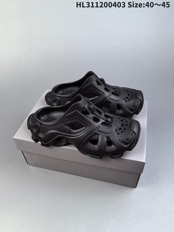 120 BALENCIAGA/巴黎世家 男女鞋防滑橡胶鞋底及3D立体RB上盖材质春夏穿搭潮品编码HL311200403 Size:4045