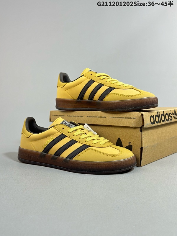 12036-45半 adidas Originals Gazelle INdoor 三叶草休闲防滑耐磨低帮板鞋 鞋头出色设计货号:IH4771