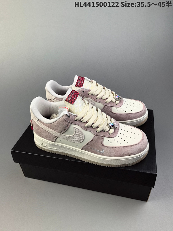 150 Nike Air Force 1 Low 07 原楦头原纸板 打造纯正低帮空军版型货号FZ5066-111 编码HL441500122 Size:35.545半