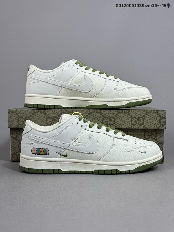 20036-45半 定制球鞋 Gucci x Nike Dunk SB Low 古驰古奇 x 耐克 SB 低帮 联名米白绿三勾货号KK1888-007