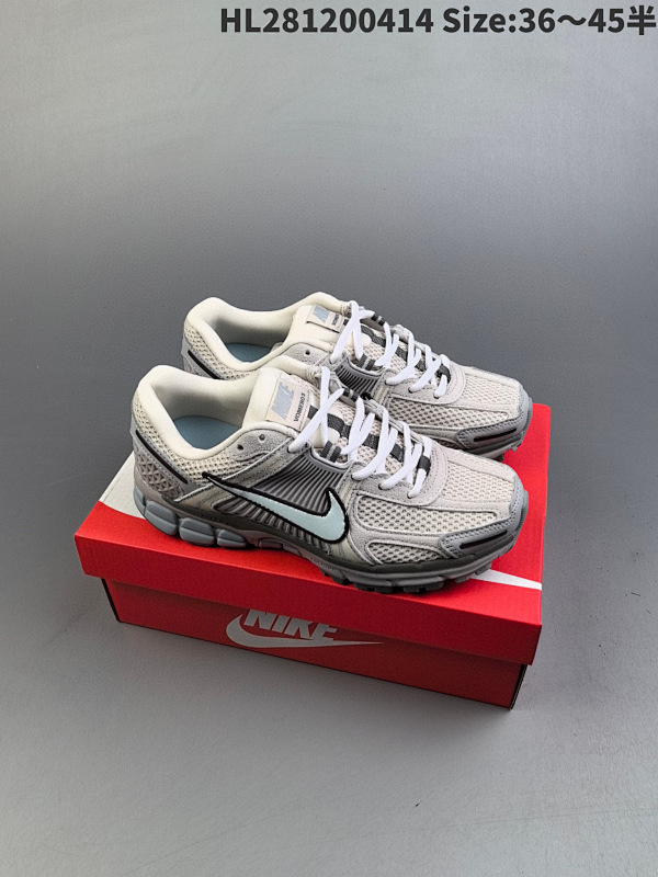 120 NK Zoom Vomero 5 沙漠灰复古轻便休闲跑步鞋 采用环保纤维革饰片组合网编码HL281200414 Size:3645半货号:FZ3653