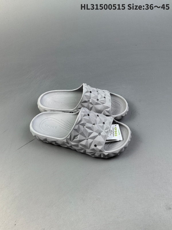 50 美国 休闲鞋履 品牌卡骆驰 人字拖 联乘新晋国际知名鞋类设计师Salehe  编码HL31500515 Size:3645