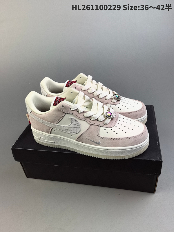110 耐克Nike Air Force 1 Low  空军一号低帮百搭休闲运动板鞋货号FZ5066 111 编码HL261100229 Size:3642半