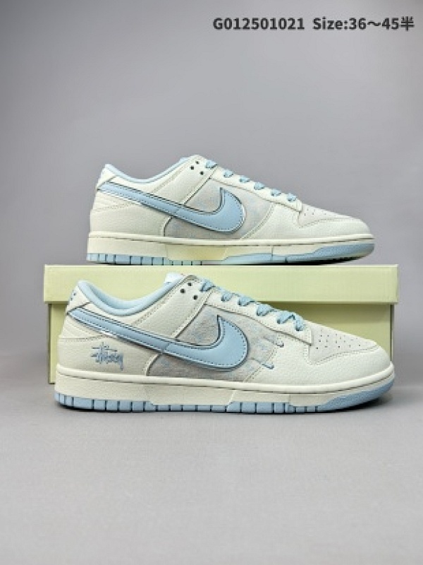 Stussy x Nike Dunk SB Low 斯图西 x 耐克 SB 低帮 联名米灰蓝 定制球鞋鞋身以米白色作为主色调货号XX2026-101