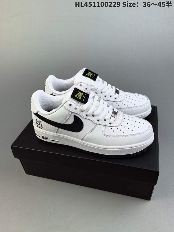 110 AIR FORCE 1 NY VS NY CELEBRATES NEW YORK号CW7297-100HL451100229 Size3645半