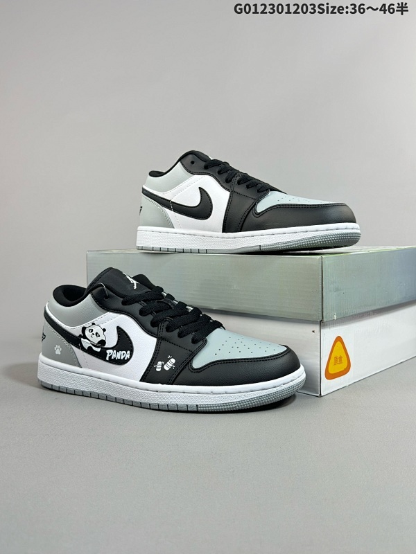 23036-46半 特殊大礼盒[定制球鞋]  Air Jordan 1 Low 低帮 嘟嘴熊猫男货号553558-052 女货号553560-052