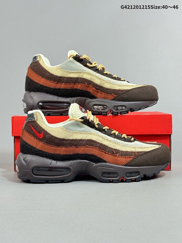 12040-46    耐克 NIKE  Air Max 95 潮流百搭 气垫缓震 休闲防滑运动板鞋货号DZ4710-200