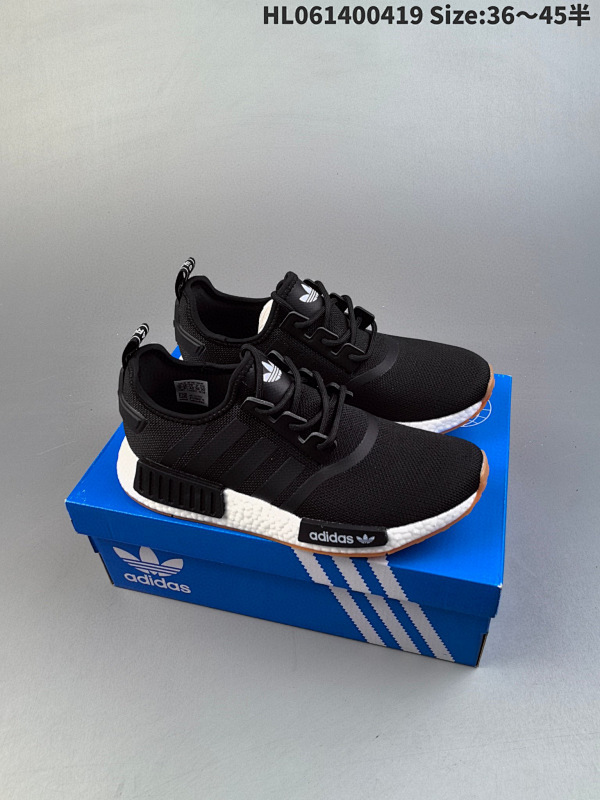 140 公司级AD Boost NMD R1 经典跑鞋系列全新配色 弹力针织鞋面 ID:HL061400419 Size:3645半货号GZ9258