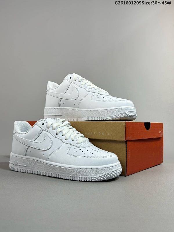 16036-45半 耐克Nike AIR FORCE 107 空军一号低帮百搭休闲运动板鞋货号:DJ3911-100