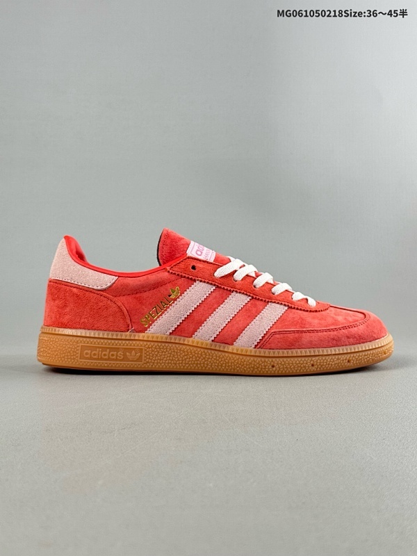 10536-45半集合 Adidas Handball Spezial 阿迪达斯经典款 复古休闲板鞋 #全鞋采用反毛皮制作 牛筋耐磨大底货号: IF6562