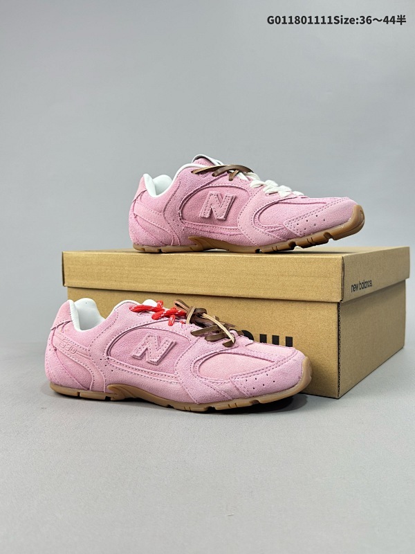 18036-44半  MiuMiu 缪缪 x New Balance NB530 新百伦530 粉色 男女同款休闲运动鞋德训鞋圆头系带
