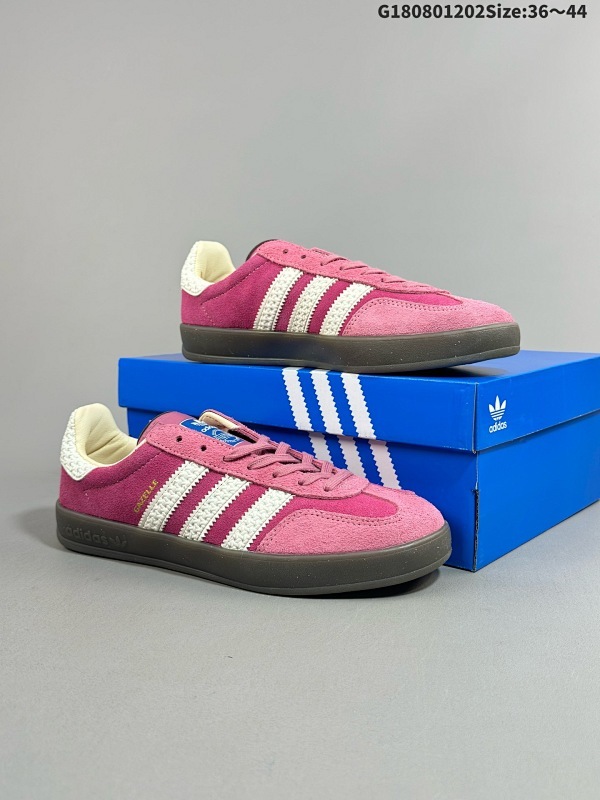 8036-44 阿迪达斯Adidas Gazelle Indoor Trainers 羚羊内训系列低帮复古百搭休闲运动德训风板鞋 IF1809
