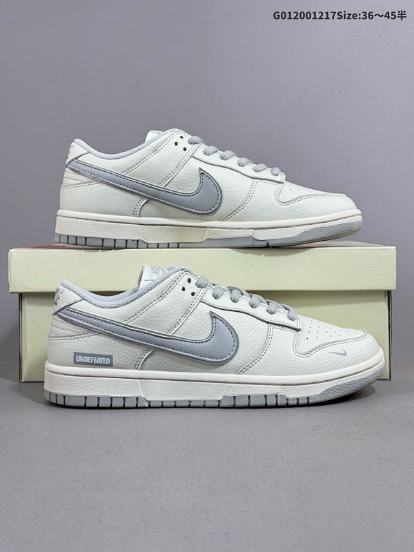 20036-45半 定制球鞋 Undefeated x Nike Dunk SB Low Und x 耐克 SB 低帮 联名白灰货号SF1588-135