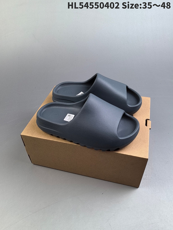 55 公司级侃爷再度联乘Kanye West x Adidas Yeezy Slide"Bone"椰子户外风格沙滩货号FV8425 ID:HL54550402 Size:3548