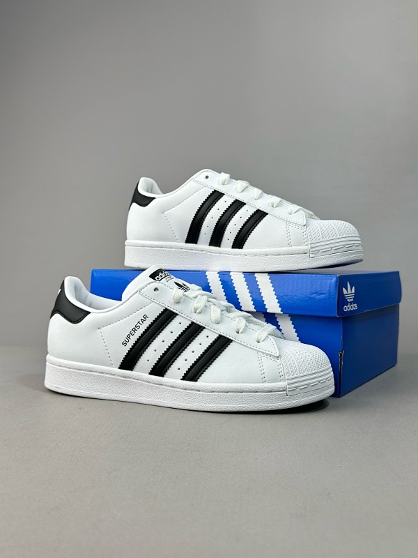 35-45半 阿迪达斯/Adidas Superstar 经典贝壳头 运动休闲板鞋  货号IH3116