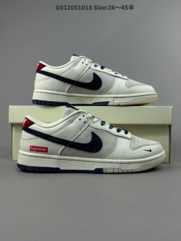 Supreme x Nike Dunk SB Low Sup x 耐克 SB 低帮 联名白蓝红定制球鞋 鞋身以米白色作为主色调货号FC1688-142