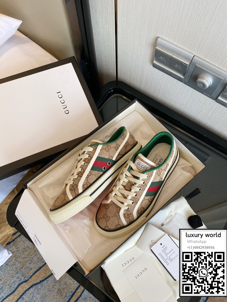 gucci-tennis-1977-high-top-sneaker-gg-canvas-shoes-cheap-store (4).jpg
