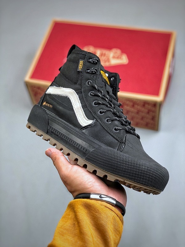 万斯 Vans SK8-Hi x Gore-Te联名 冬季新款 高帮机能防水运动鞋 Vans顶尖户外鞋Gore-tex防水Mte科技大底 3M新雪丽暖绒零下二三十度无压力 采用复古鞋型 高档材质