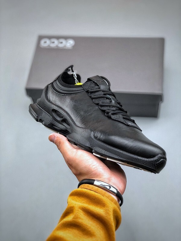 北欧丹麦品牌ECCO爱步Men's Sports Running Biom C Leather 健步C系列低帮系带真皮轻量百搭休闲运动鞋 尺码39-45