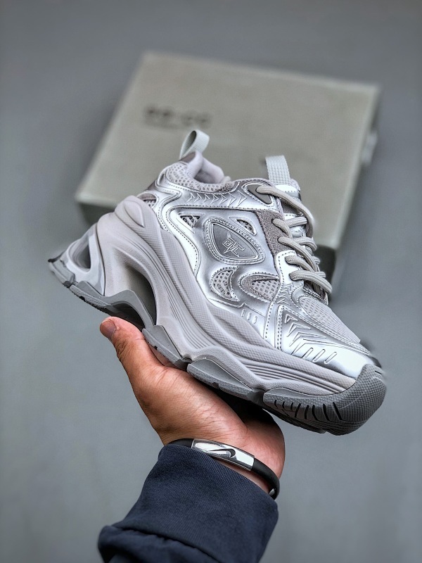 GG-CC Chunky Low白鹿同款独星球 2024新款GGCC低帮复古厚底增高老爹鞋    35 36 37 38 39 40  14