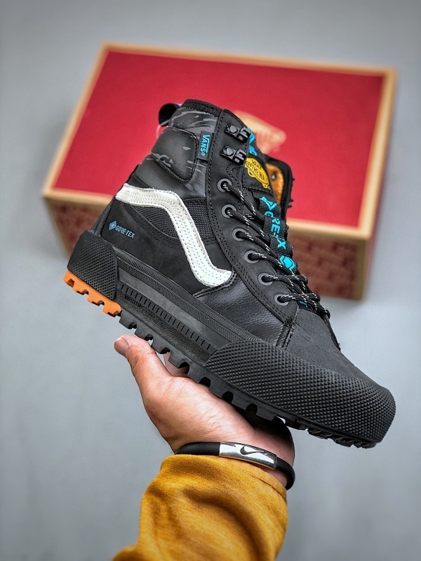 万斯 Vans SK8-Hi x Gore-Te联名 冬季新款 高帮机能防水运动鞋 Vans顶尖户外鞋Gore-tex防水Mte科技大底 3M新雪丽暖绒零下二三十度无压力 采用复古鞋型 高档材质