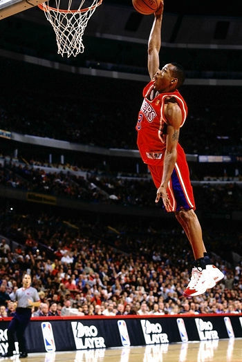 伴随76人的辉煌10年,艾弗森一路星光灿烂