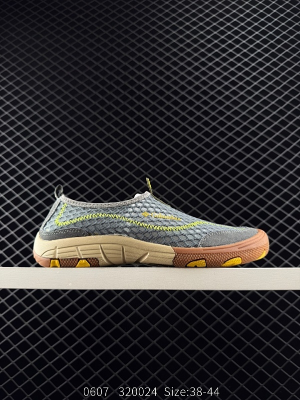 120 Columbia哥伦比亚 男鞋 登山鞋 透气休闲鞋户外越野徒步鞋 Columbia成立于1938年，源自美国俄勒冈州波特兰市，是有着80年悠久历史的国际户外品牌。作为户外科技的先驱者，哥伦比亚