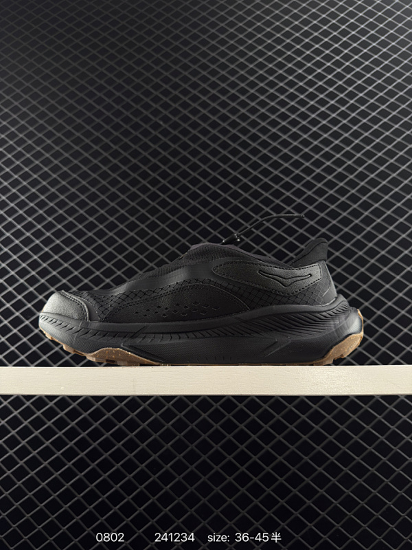 170 HOKA ONE ONE PROJECT TRANSPORT 舒适 防滑耐磨 低帮 生活休闲鞋 男女同款 黑色这双鞋也是HOKA提倡环保主义的一双鞋款，中底和外底都使用了部分天然的原材料，环保