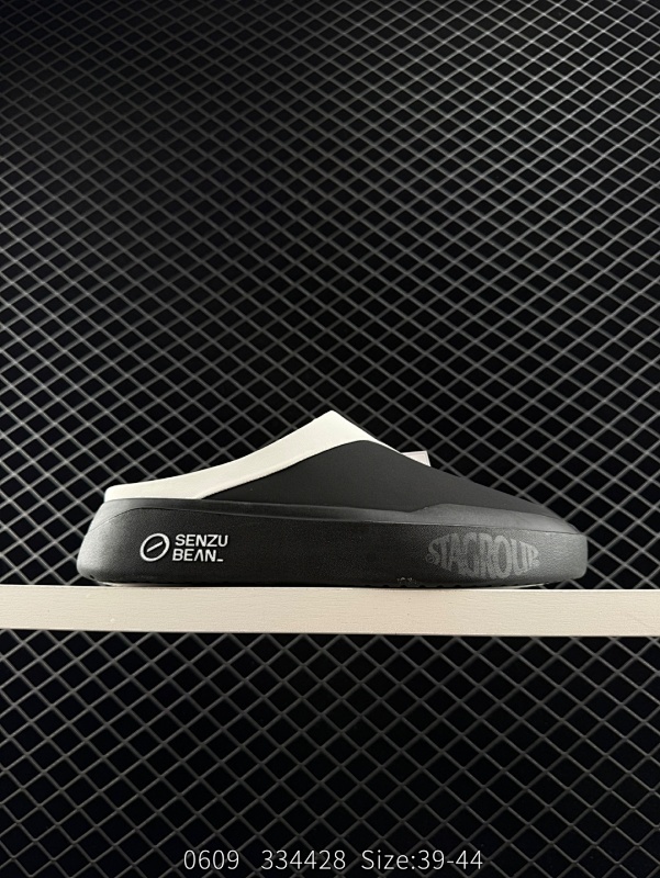 140 SENZU-BEAN SLANT ERA夏季潮流一字拖鞋 货号：SZBFTWL005STA001 尺码：39-44 编码：334428  详情          ¥ 140