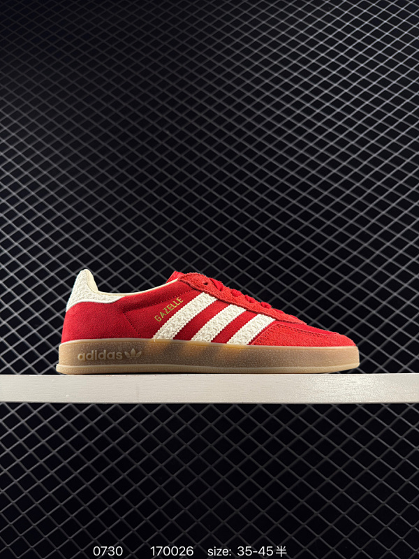 130 阿迪 Adidas Handball Spezial 复古单品 阿迪达斯经典款复古休闲板鞋 #原厂原档案开发出品 皮料切割干净无任何毛边 鞋型细节完美 超高清洁度 货号：IF1808 尺码：3