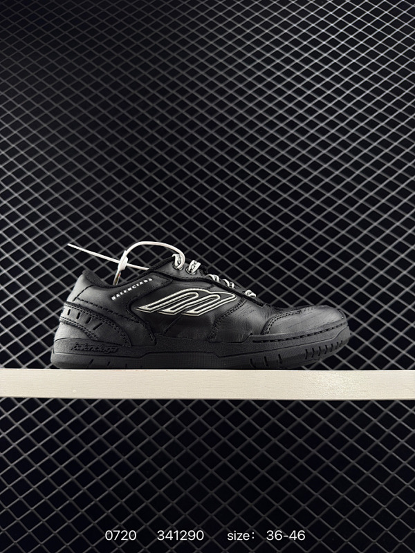 450 最新外贸批次 Balenciaga巴黎世家 Hamptons Worn-Out 白色  货号：841763WCURS