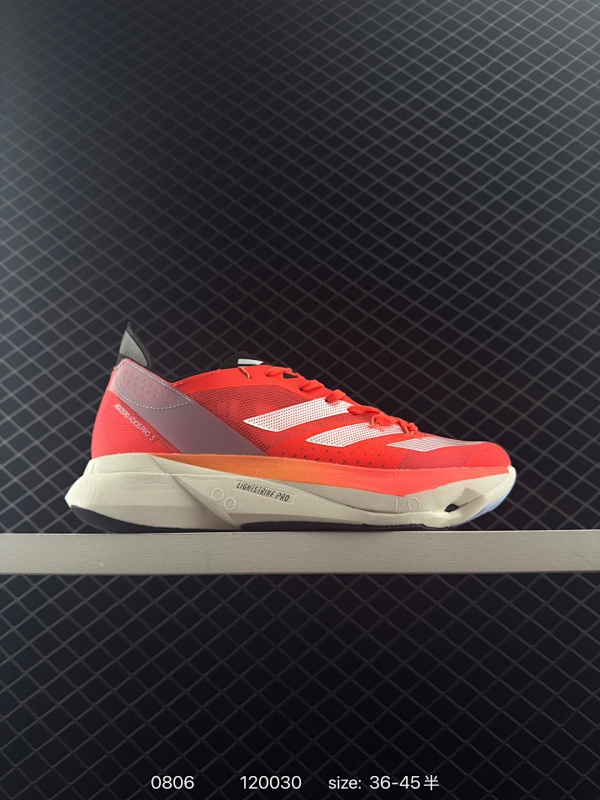 150 公司级✅阿迪达斯Adidas Adizero Adios Pro 3 耐磨减震专业跑步鞋 北京马拉松40周年限定。冲向目标，一路向前，不断挑战和突破自我。无论是平时训练还是马拉松，让这款adi