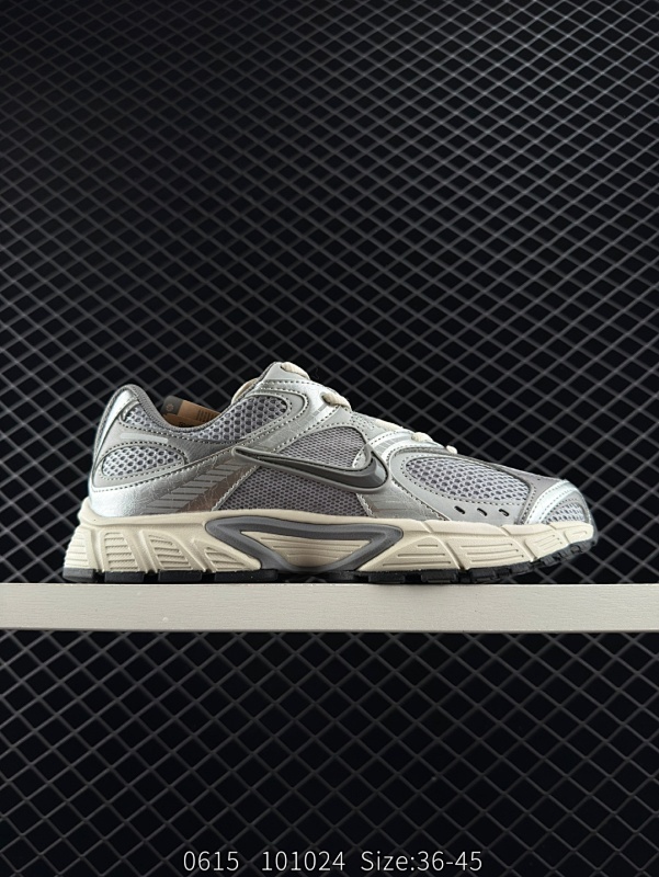 120 耐克Nike V5 RNR 耐克 舒适百搭防滑耐磨 低帮休闲鞋鞋面是大网孔设计 透气性超强 夏天穿完全不会闷脚 特别适合现在这种天气 中底是泡棉材质 脚感特别舒适 走一天脚都不会累 而且这双鞋