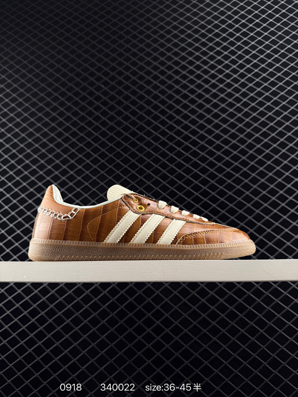 110 Adidas Originals Samba OG 阿迪达斯三叶草 桑巴舞系列绅士德训足球风百搭低帮休闲运动板鞋 货号:JR9447 尺码:35.5 36 36.5 37 38 38.5 39