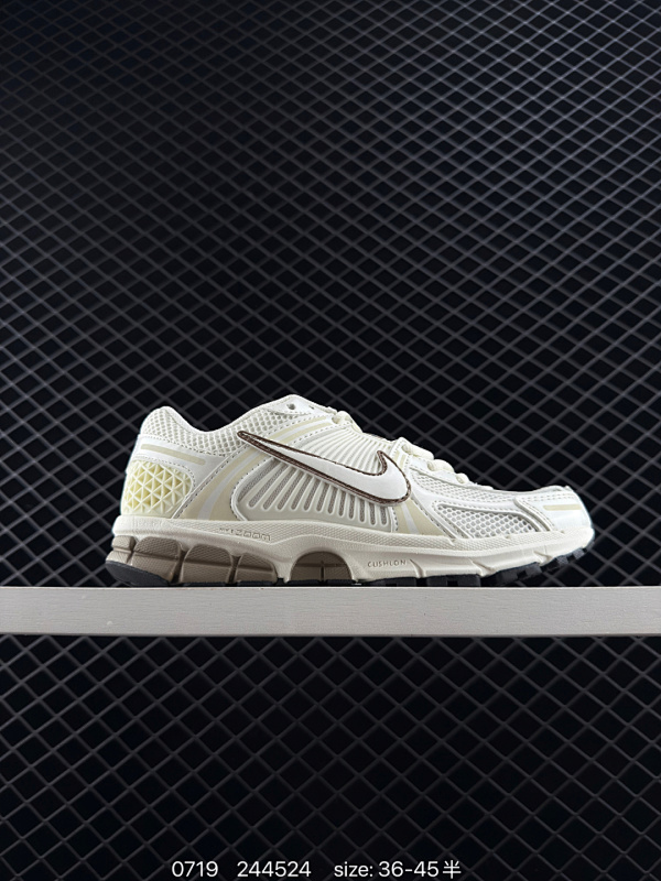 120 Nike Zoom Vomero 5 白色 低帮休闲跑步鞋 IB8129-133 尺码：见图 编码：244524  详情          ¥ 120