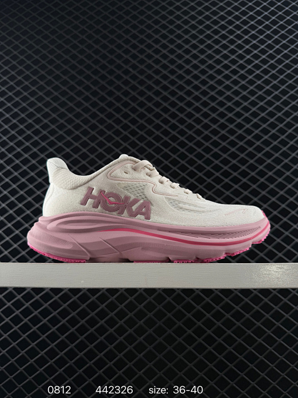 130 公司级✅HOKA M CLIFTON 10 轻量低帮户外越野跑鞋 户外山脉越野轻量运动跑鞋  鞋面用轻的无缝架构 鞋带用了弹性不易松脱的扁宽弹性鞋带 轻薄的TPU贴在透气的鞋面上 前掌与中掌部