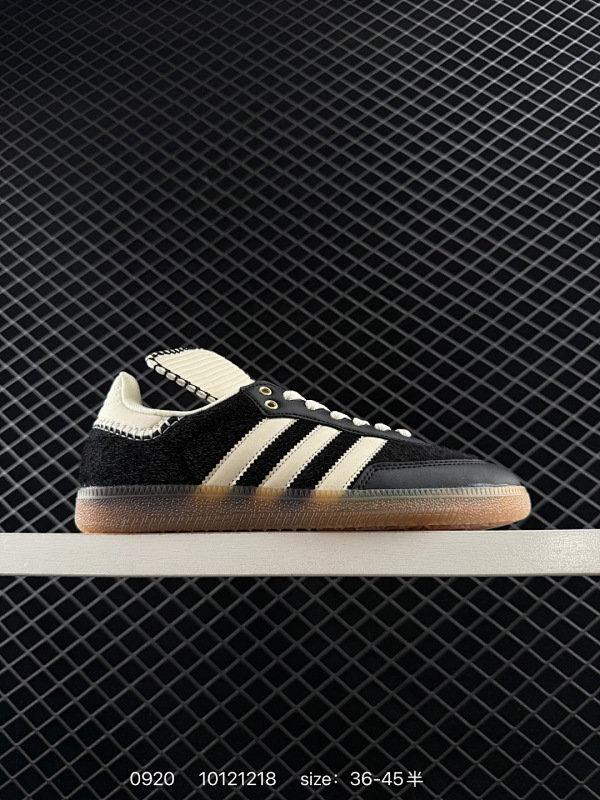 90 Originals Wb Pony Tonal Samba 桑巴舞系列绅士德训足球风百搭低帮休闲运动板鞋“皮革黑白浅灰焦糖底环保标识” 货号：IE0580 尺码：36 36⅔ 37⅓ 38 38