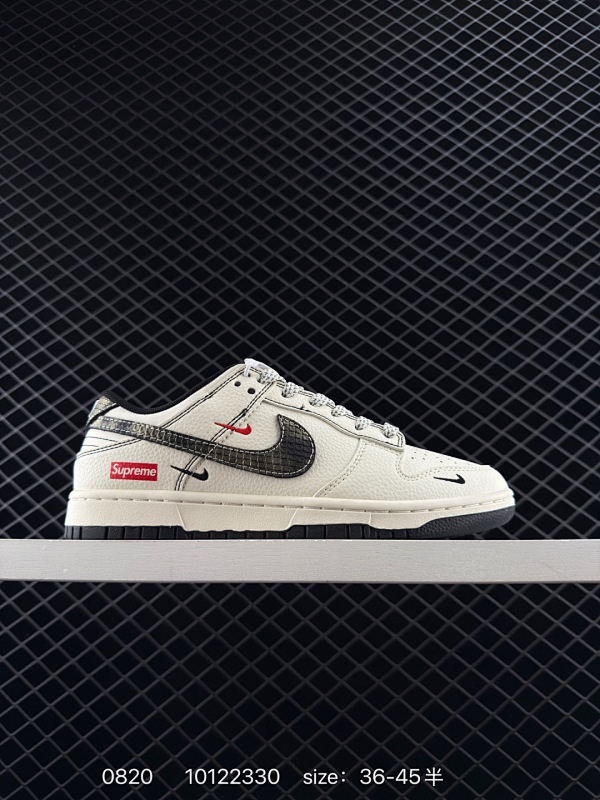 150 Nike SB Duck low 斯图西联名“黑白灰印花配色高奢定制款”  个性的设计风格以及品牌的经典元素 使其成为一双具有独特身份和价值的鞋子 清新而立体的外观加上联名标识更突出了其独