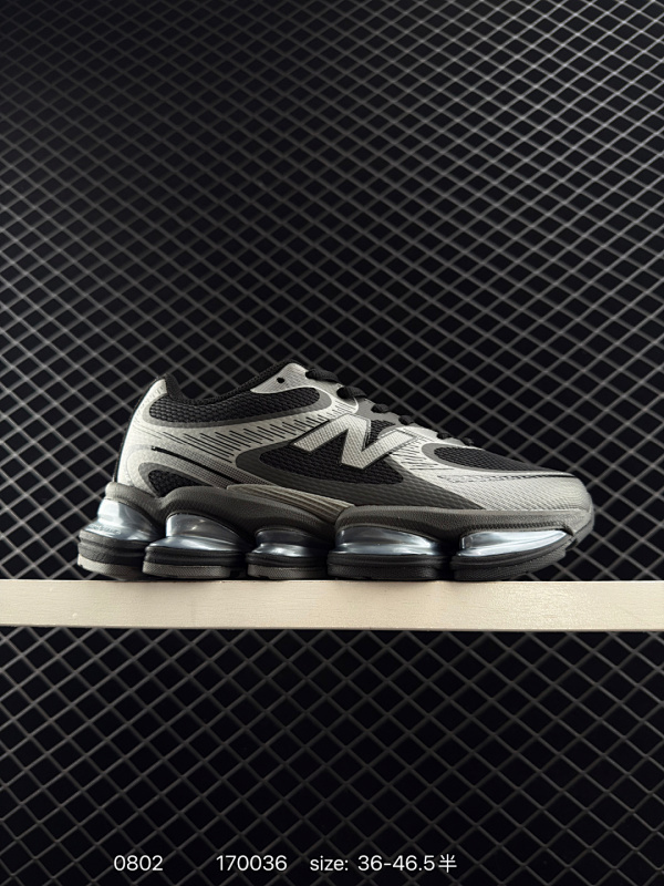 180 Joe Freshgoods x New Balance NB9060 联名款 复古休闲运动慢跑鞋  鞋款灵感源自设计师本人对夏日的怀日回忆。鞋面大身由空间双格及磨砂鞋面拼接而生，配以柔和、温