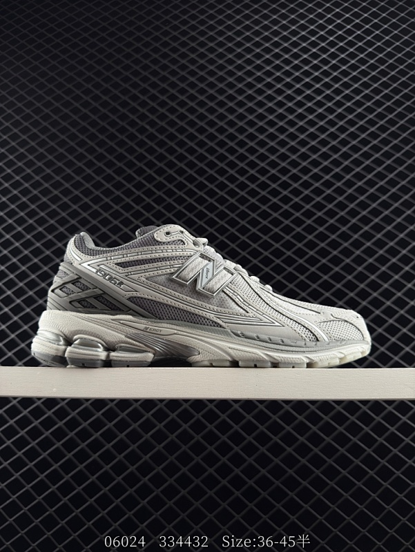 160 公司级✅New Balance M1906系列复古单品宝藏老爹鞋款 公司级版本复古元素叠加 质感超级棒 楦版型材料细节做工精细 作为NB最经典的档案鞋型之一 与2002一样，1906有着NB最