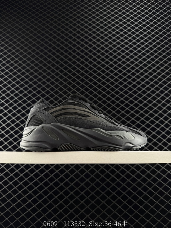 160 真爆！阿迪达斯 Adidas Yeezy Boost 700 V2侃爷椰子700 中底内置 Boost 科技 复古爆米花中底姥爷慢跑鞋。 货号：FU7914 Size：36-46带半码 编码：