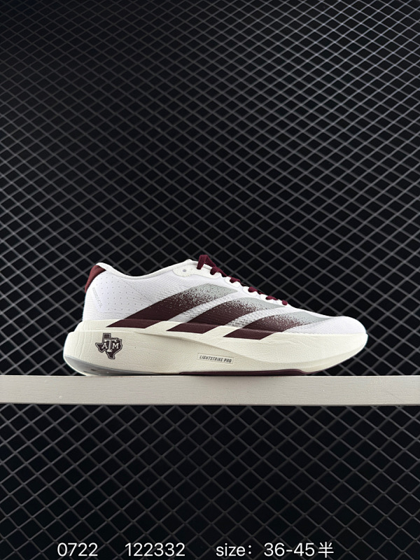 160 Adidas Adizero Evo SL M 阿迪超轻透气缓震跑鞋 整体外观造型与adiZero Adios Pro EVO 1非常相似 中底配置方面搭载全掌Lightstrike Pro