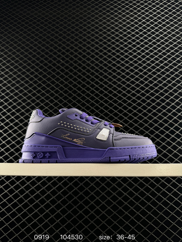 150 Louis Vuitton/路易威登 男女鞋配置厚实抽屉礼品鞋盒，采用荔枝纹纤维革组合粒面牛剖革鞋面材质，鞋垫嵌入软脚感EVA物料，外置TPR光泽隔色鞋底❗法国巴黎百年奢侈品牌LV路易威登Lo