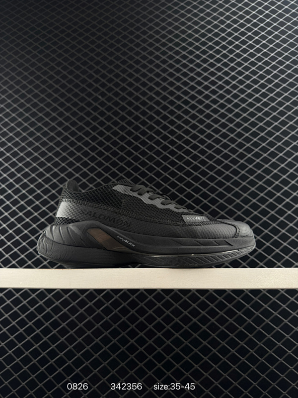 280首发出货 Salomon XT-QUEST ADV 萨洛蒙户外越野跑鞋 鞋面采用SENSIFIT贴合技术 全方位贴合包裹脚型 鞋跟部鞋底牵引设计 提供强大的抓地性能 更适应野外崎岖不平的道路 其